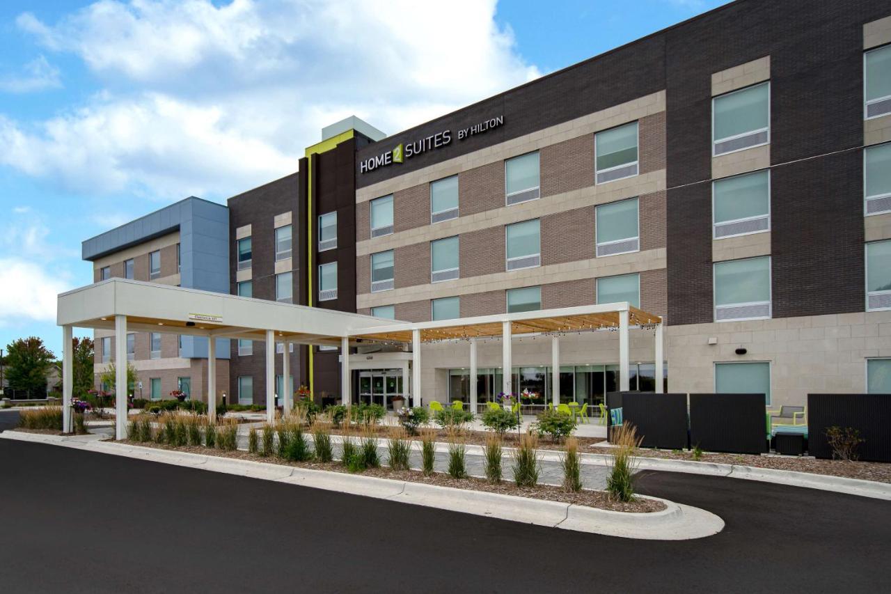 Home2 Suites By Hilton Grand Rapids Airport Kentwood Exterior photo