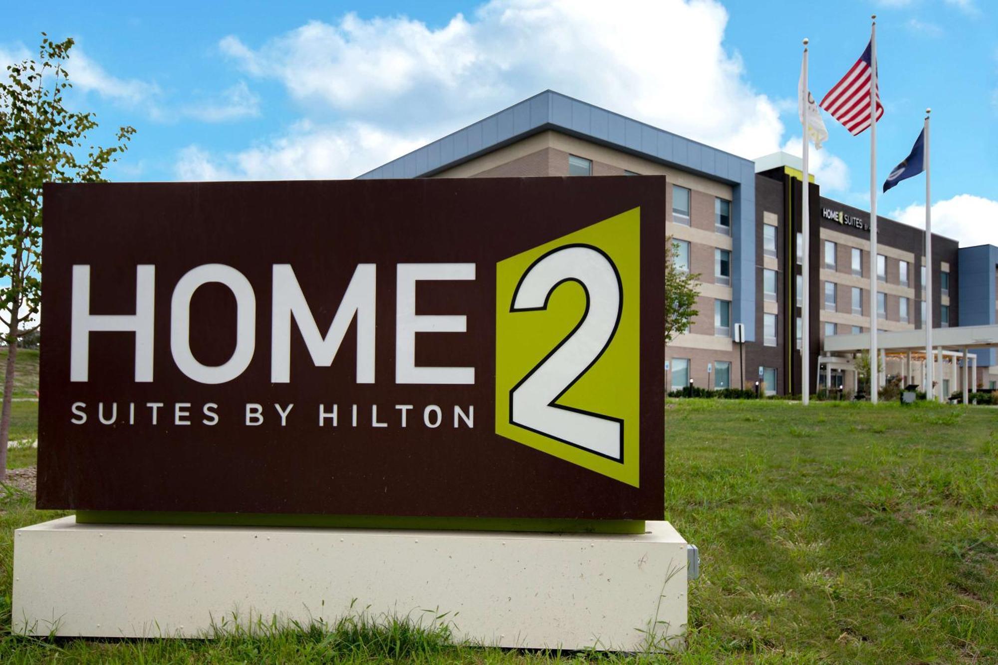 Home2 Suites By Hilton Grand Rapids Airport Kentwood Exterior photo
